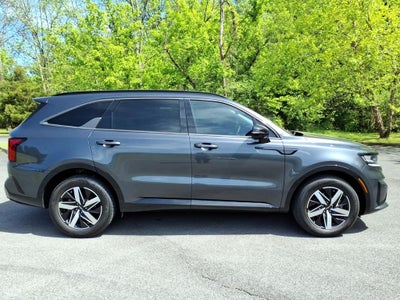 2022 Kia Sorento S