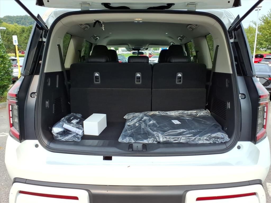 2026 Nissan Armada SV