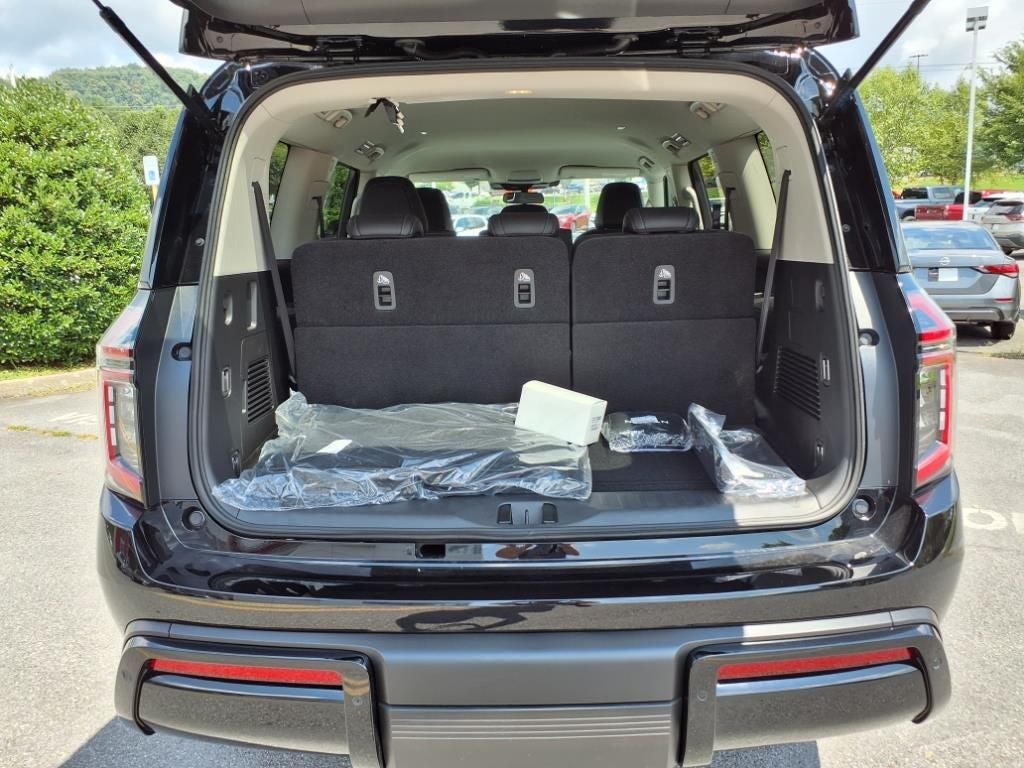 2025 Nissan Armada SV