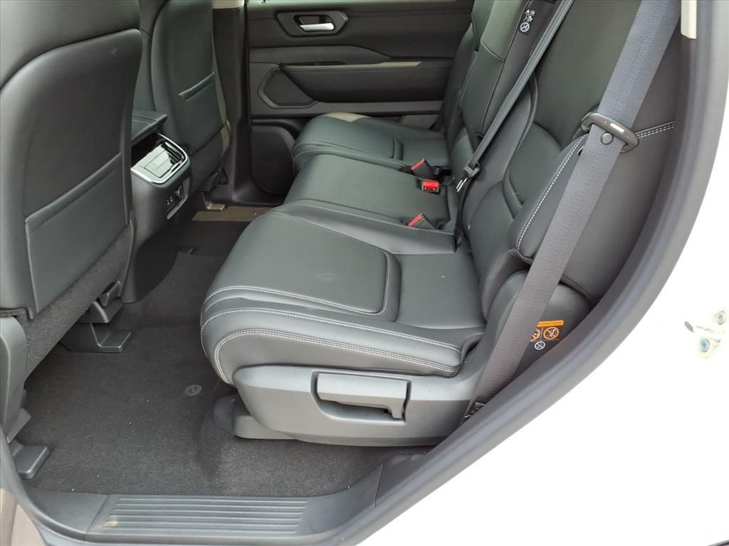 2026 Nissan Armada SV