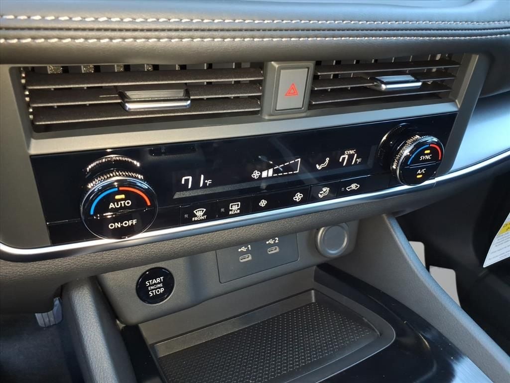 2026 Nissan Rogue SV