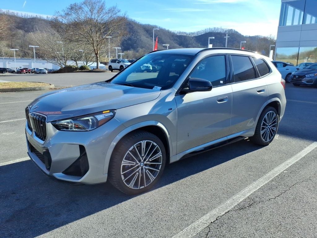 2024 BMW X1 M35i