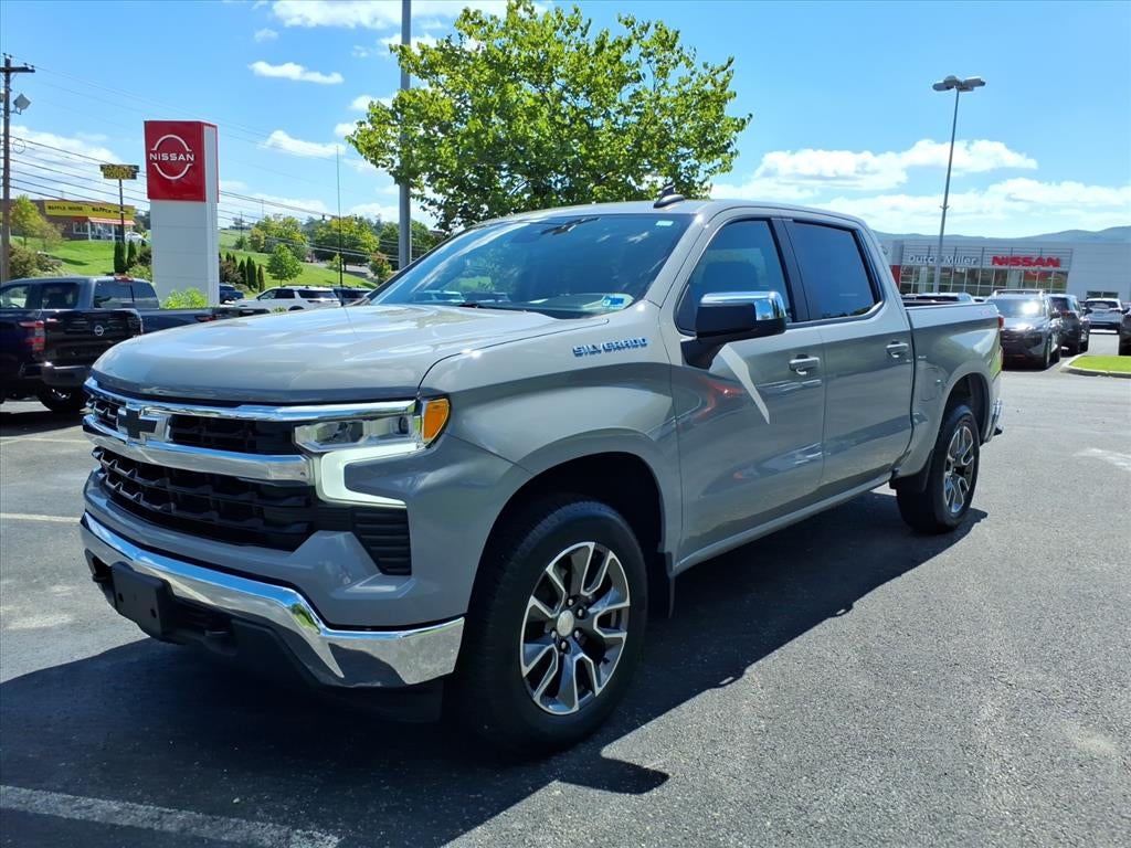 2024 Chevrolet Silverado LT