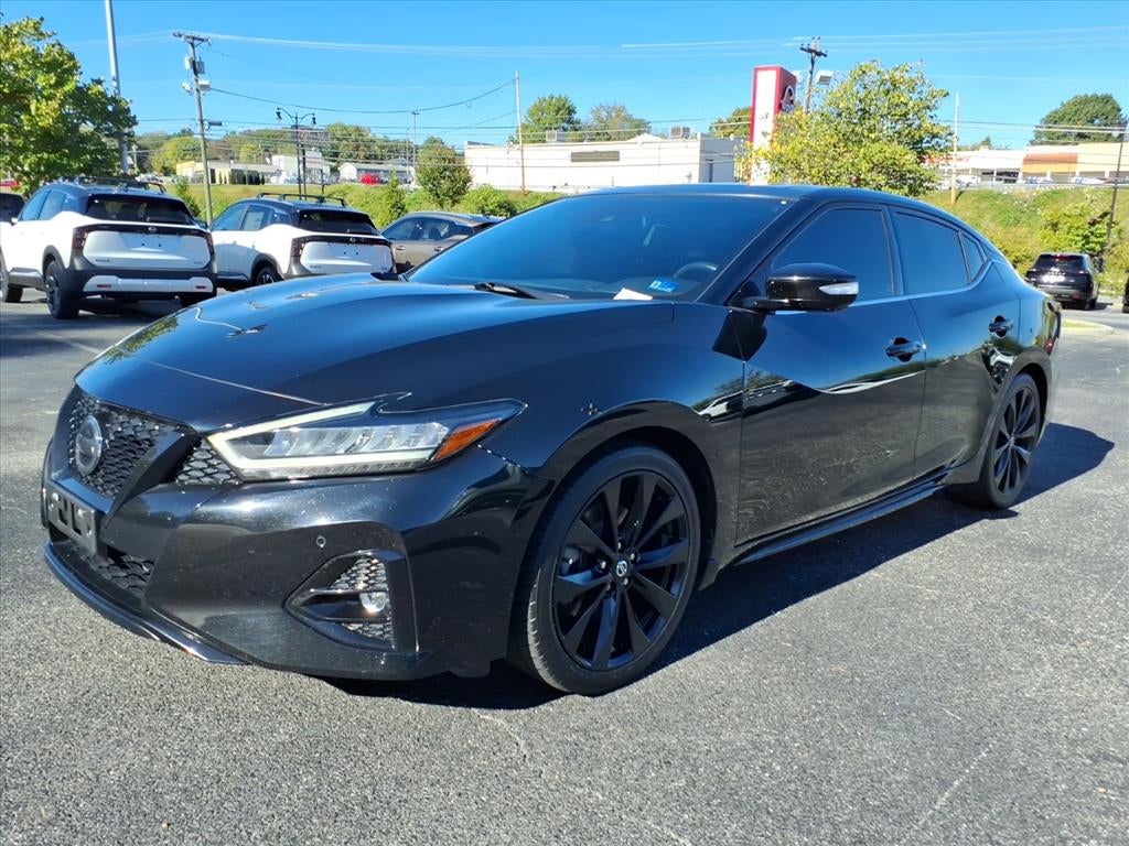 2022 Nissan Maxima SR