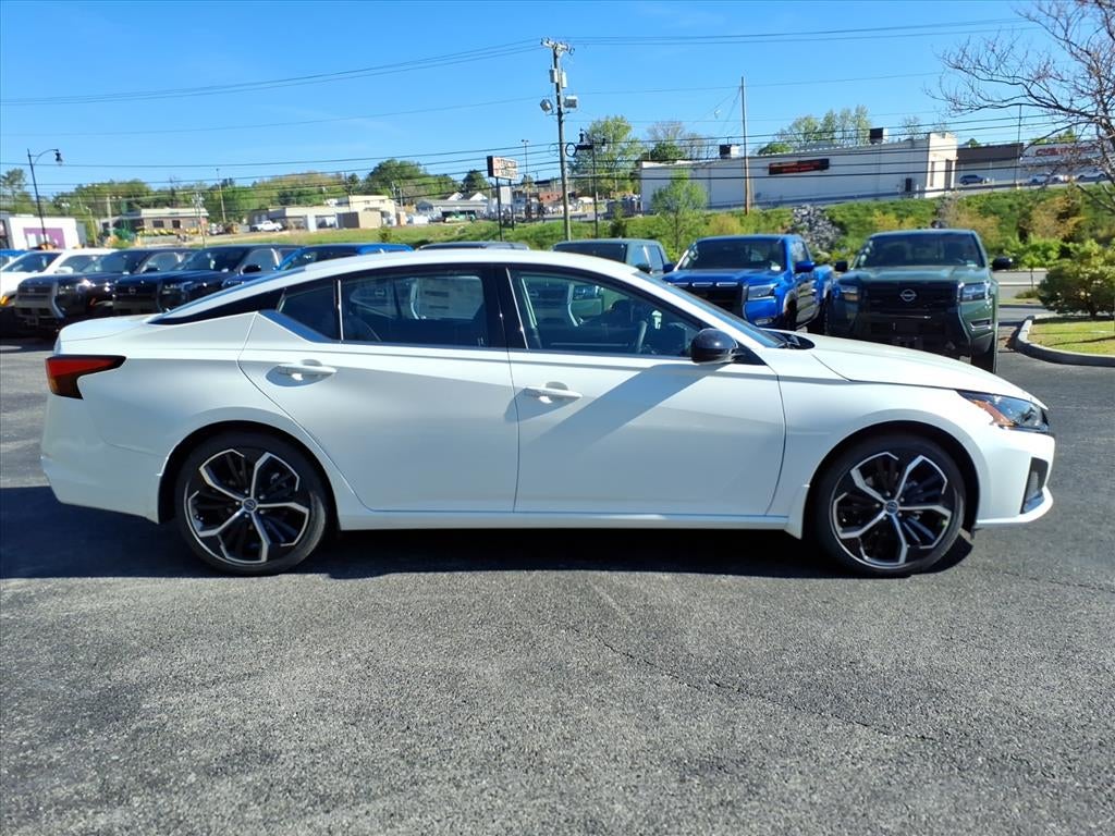 2026 Nissan Altima SR
