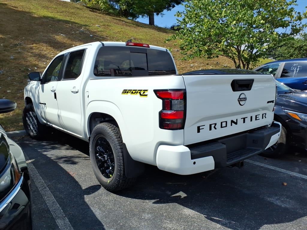 2027 Nissan Frontier SV