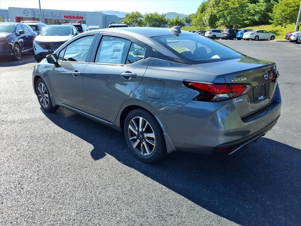 2025 Nissan Versa SV