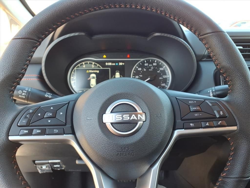 2025 Nissan Versa SR