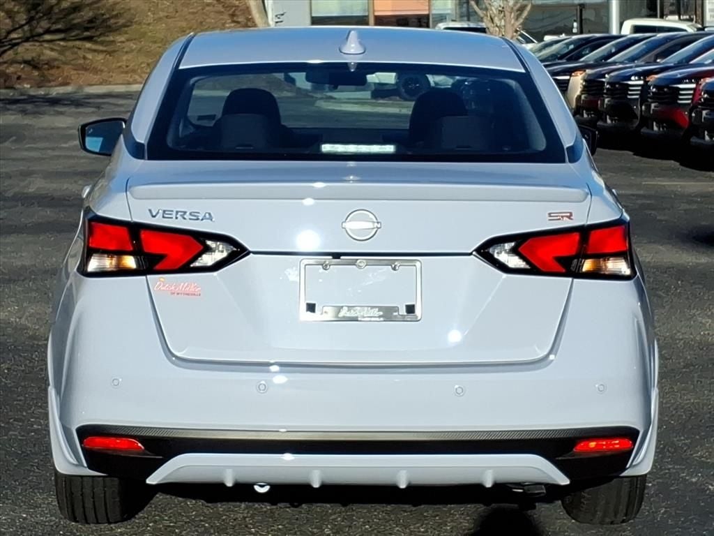2025 Nissan Versa SR