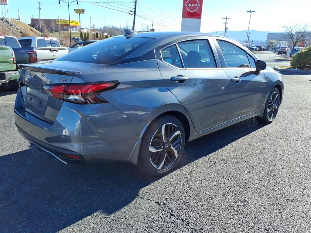 2025 Nissan Versa SR