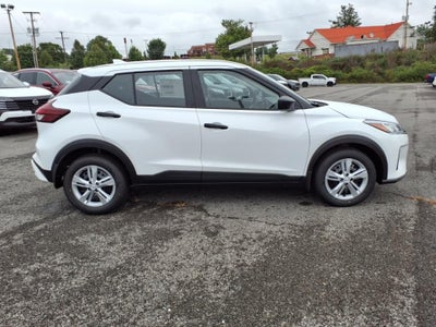 2025 Nissan Kicks Play S