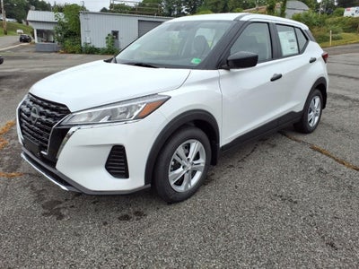 2025 Nissan Kicks Play S