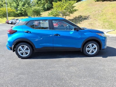 2025 Nissan Kicks Play S