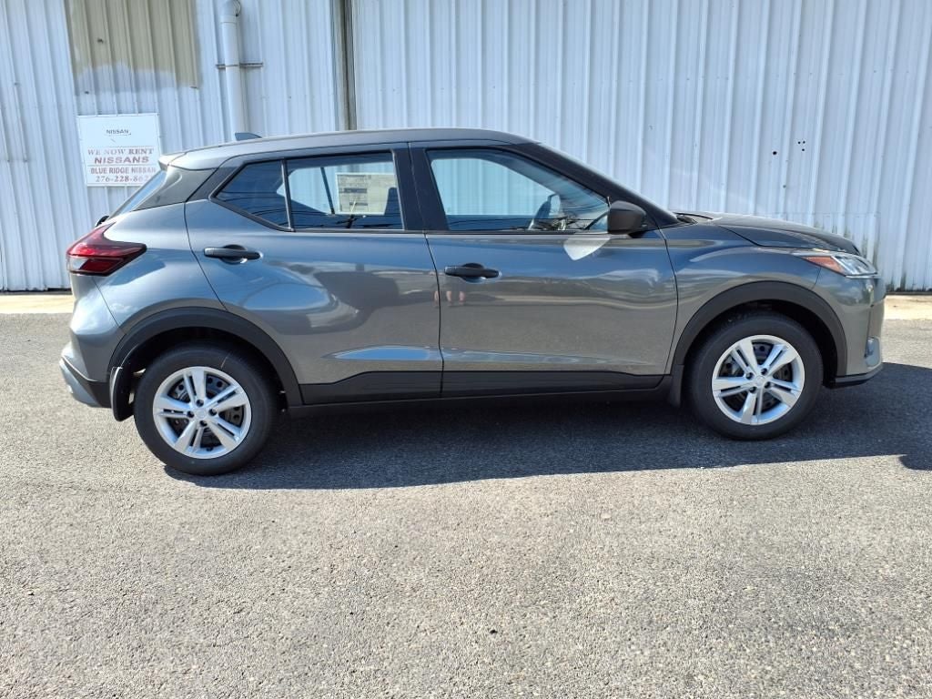 2025 Nissan Kicks Play S
