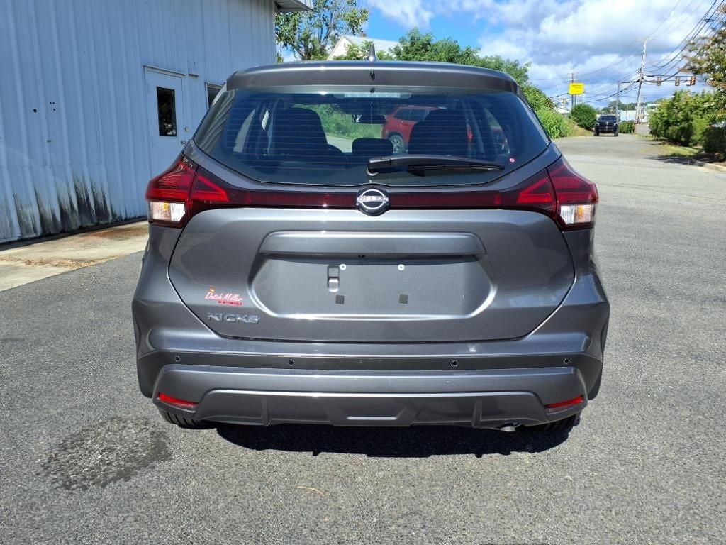 2025 Nissan Kicks Play S