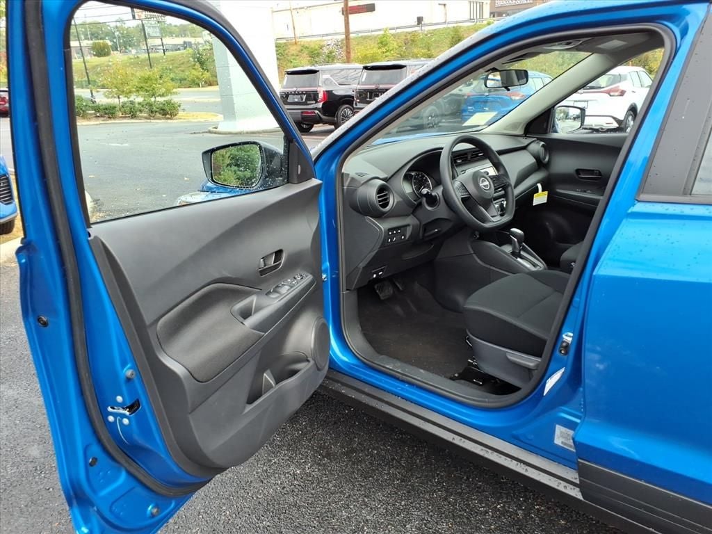 2025 Nissan Kicks Play S
