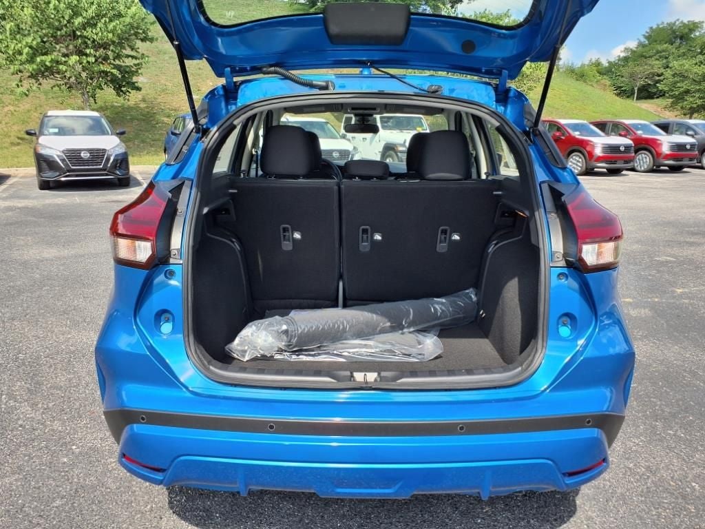 2025 Nissan Kicks Play S