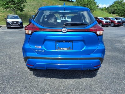 2025 Nissan Kicks Play S