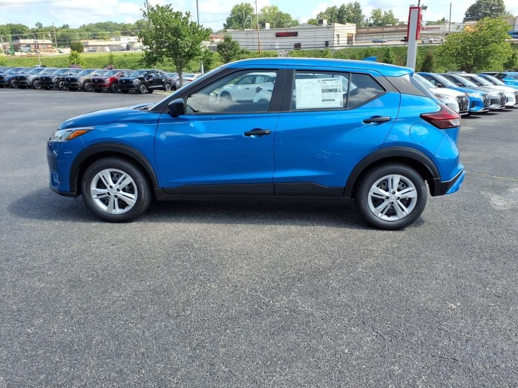 2025 Nissan Kicks Play S