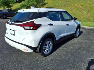 2025 Nissan Kicks Play S