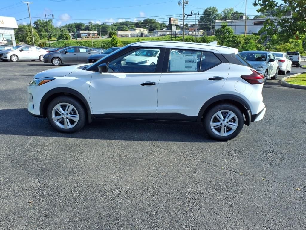 2025 Nissan Kicks Play S