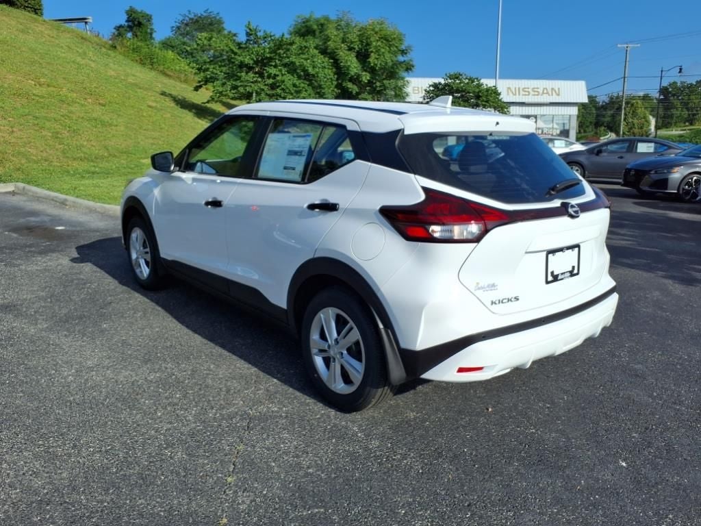 2025 Nissan Kicks Play S
