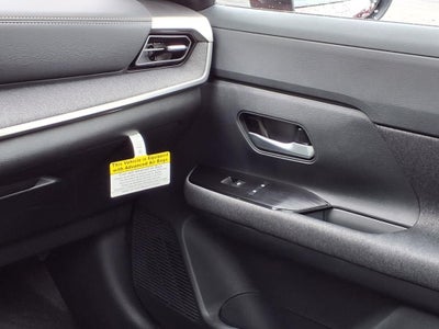 2025 Nissan Kicks SV