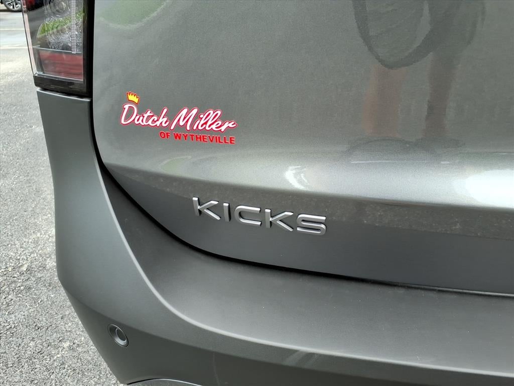 2026 Nissan Kicks SV