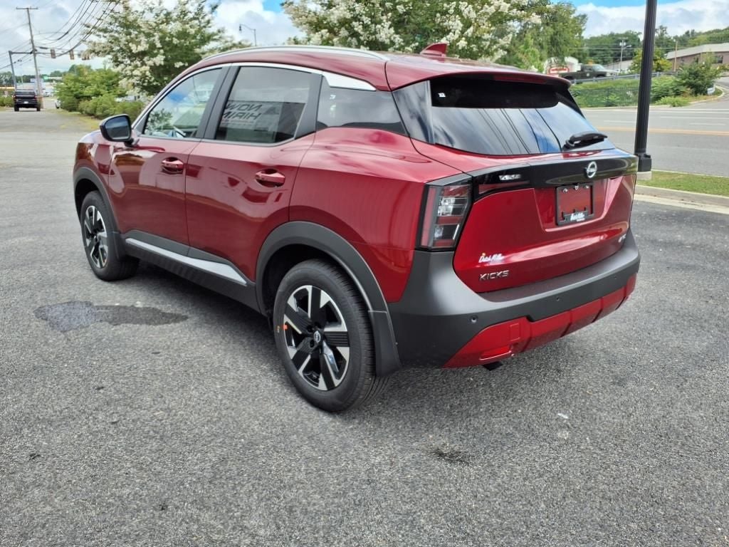 2025 Nissan Kicks SV