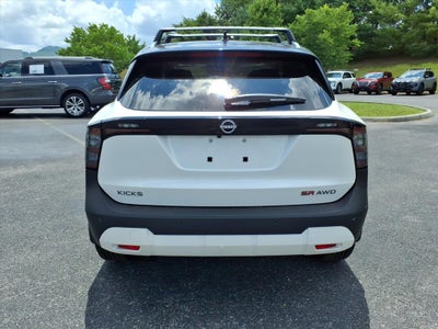 2026 Nissan Kicks SR