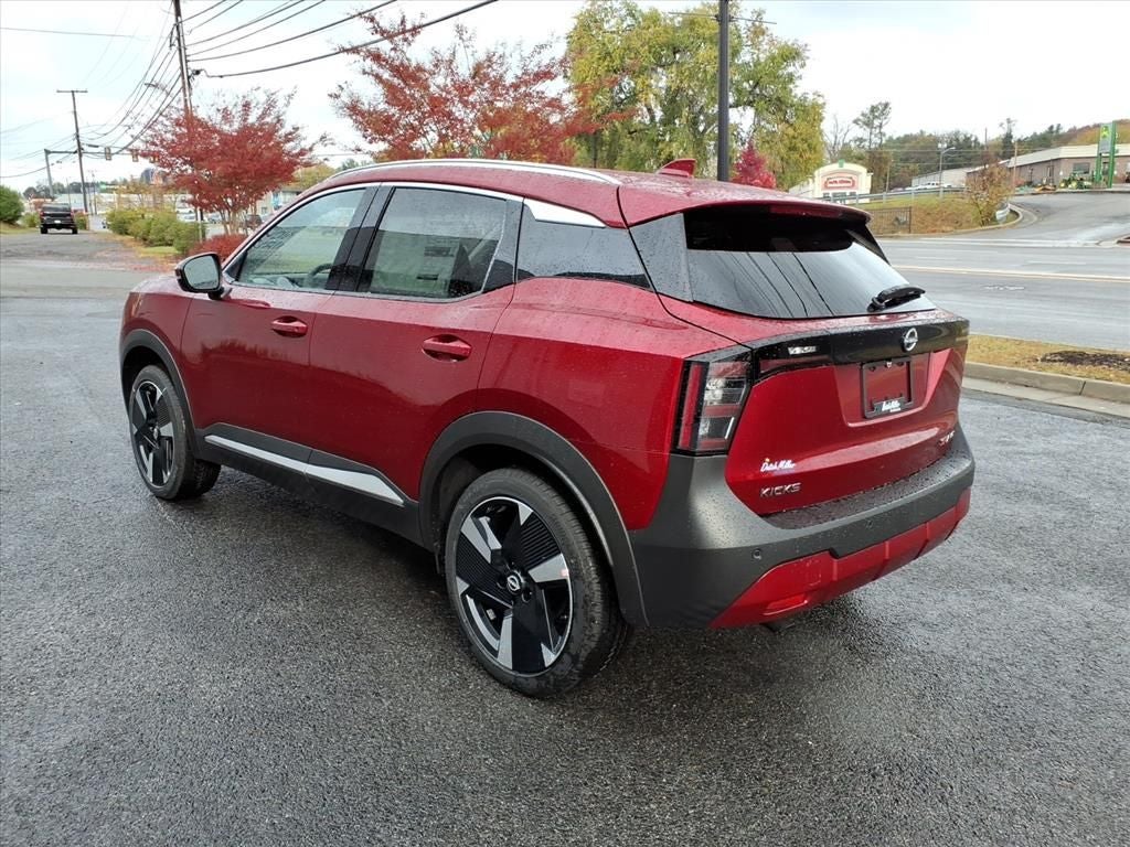 2025 Nissan Kicks SR