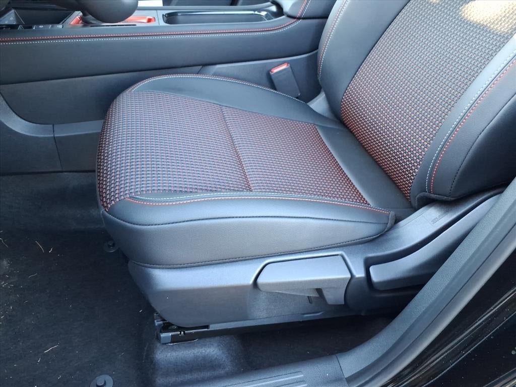 2027 Nissan Kicks SR
