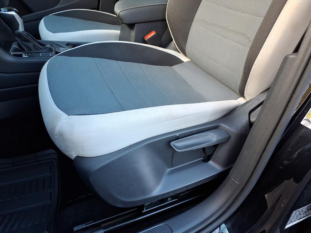 2025 Volkswagen Taos S
