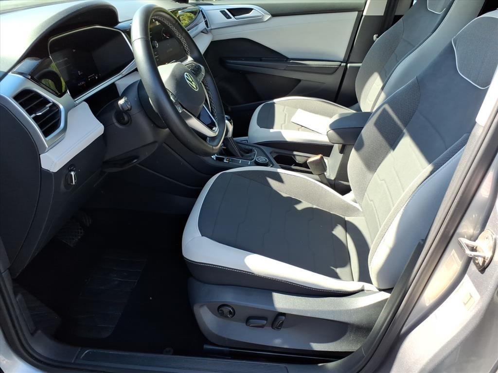 2025 Volkswagen Taos SE