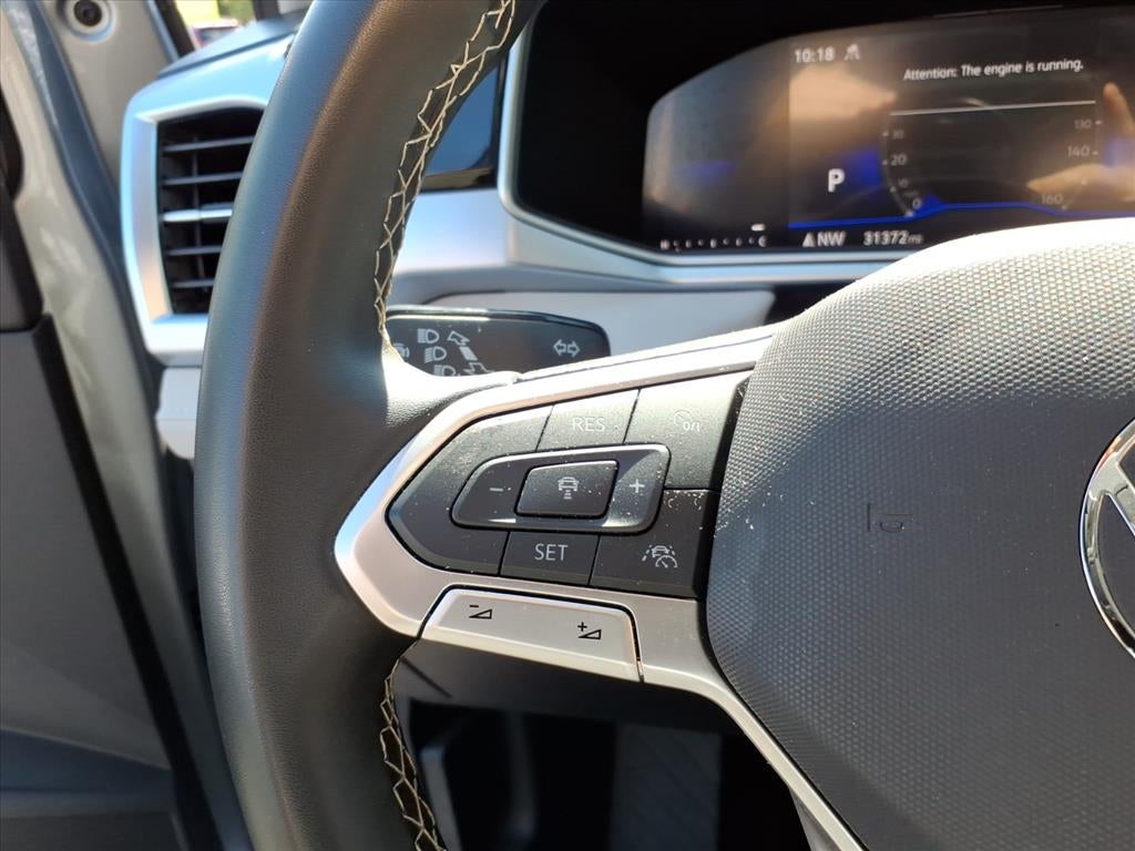 2025 Volkswagen Taos SE