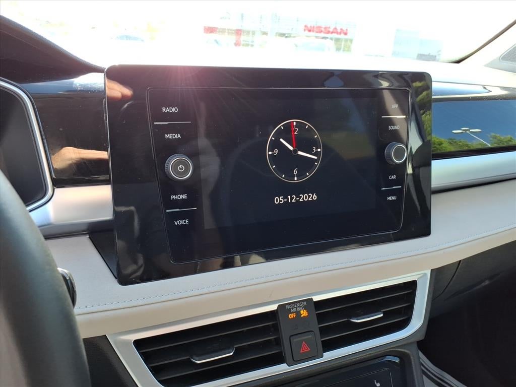 2025 Volkswagen Taos SE