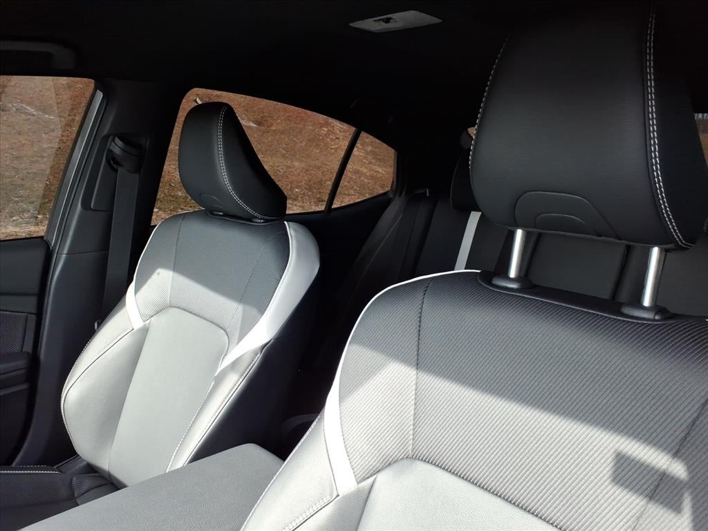 2025 Toyota Camry Hybrid SE