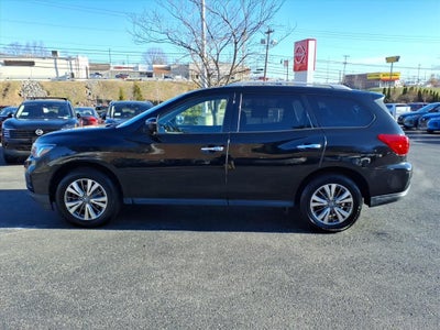 2019 Nissan Pathfinder SV