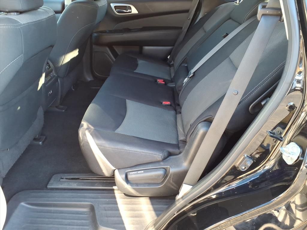 2019 Nissan Pathfinder SV