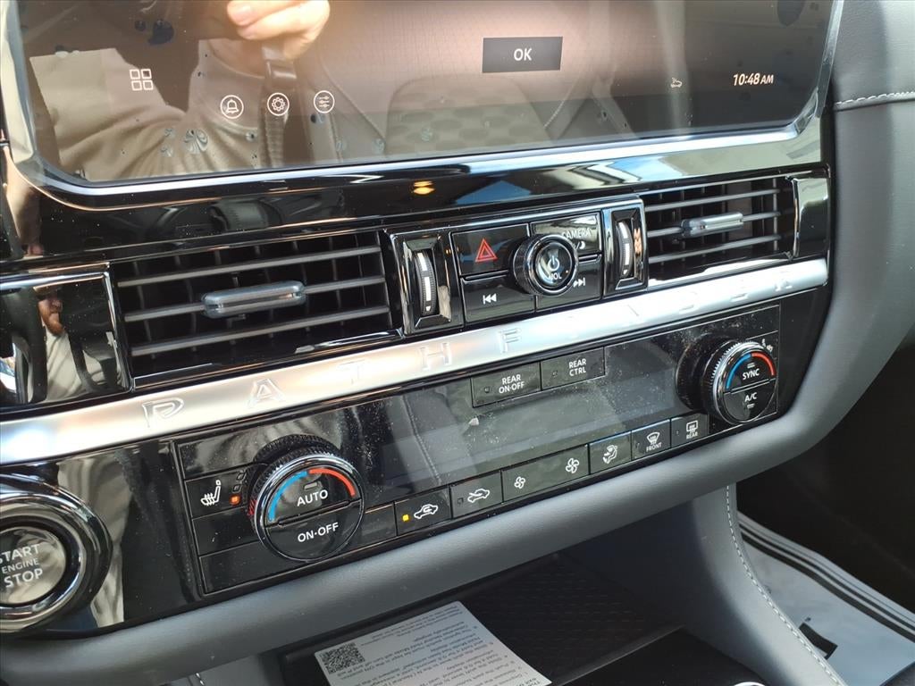 2026 Nissan Pathfinder SV