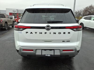 2025 Nissan Pathfinder SL
