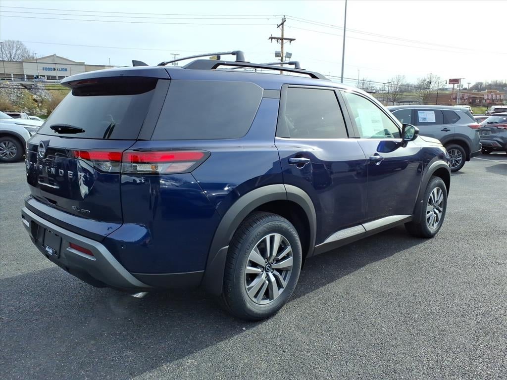 2026 Nissan Pathfinder SL