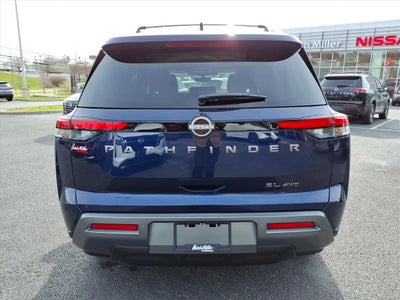 2026 Nissan Pathfinder SL