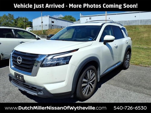 2022 Nissan Pathfinder Platinum