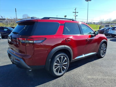 2026 Nissan Pathfinder Platinum
