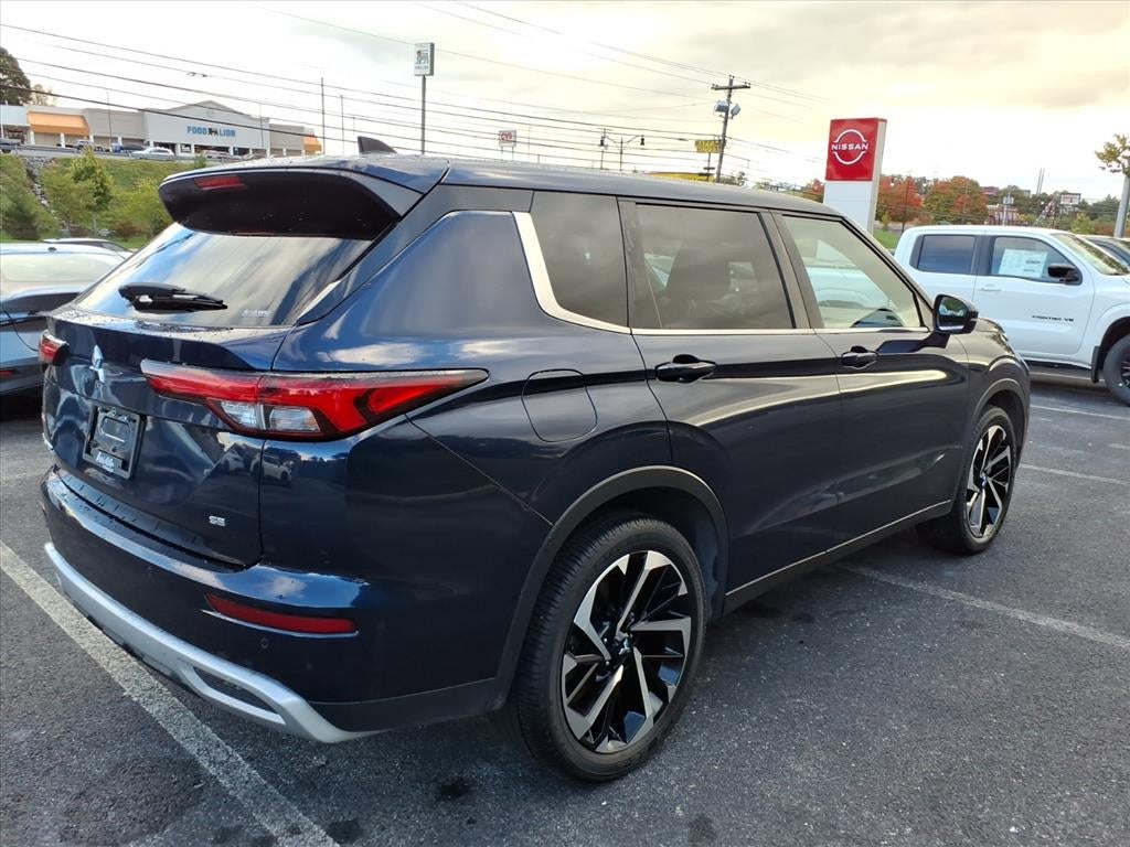 2024 Mitsubishi Outlander SE