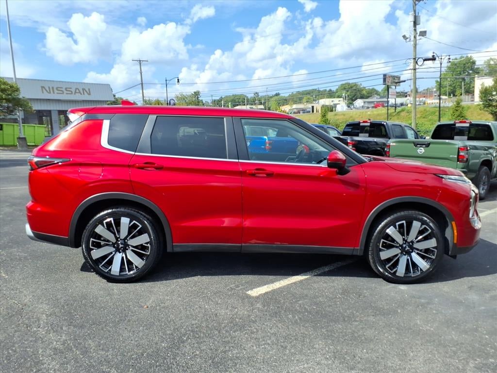 2025 Mitsubishi Outlander SE