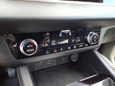 2024 Mitsubishi Outlander SEL