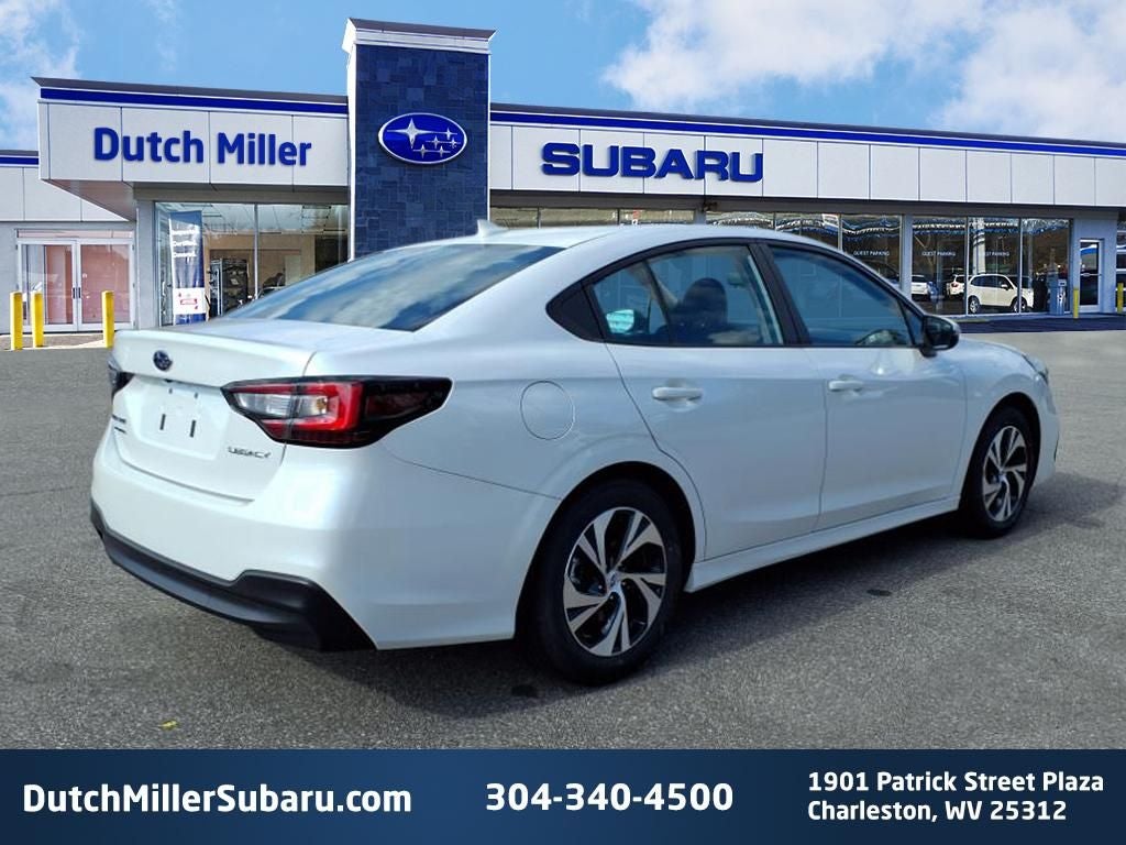 2025 Subaru LEGACY Premium