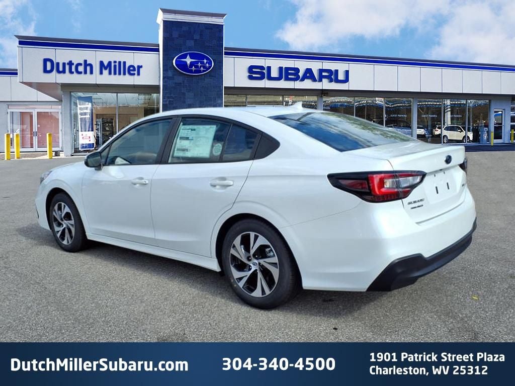 2025 Subaru LEGACY Premium